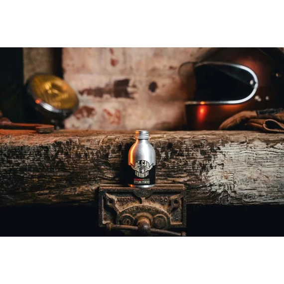 Oil Can Grooming Benchmark Styling Powder hajformázó por 20g